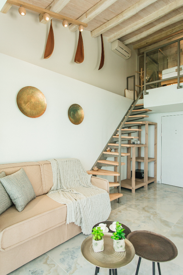 2level outdoor jacuzzi sea view